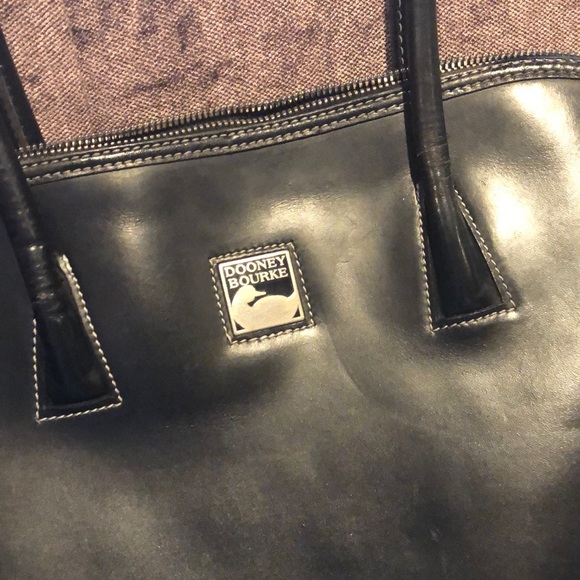 Dooney Bourke Black Bag - Picture 6 of 6